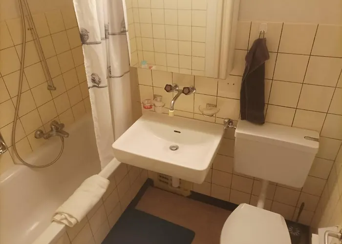 Riverine - Ideal Up To 4 Or 6 * 伯尔尼