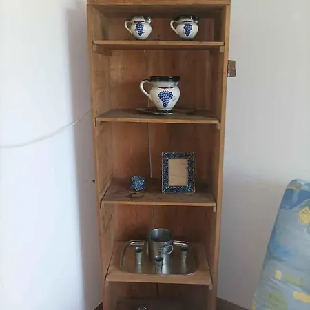 Riverine - Ideal Up To 4 Or 6 *