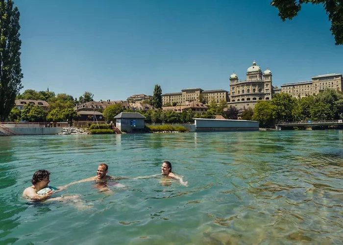 Riverine - Ideal Up To 4 Or 6 Guest house *